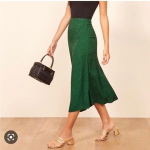 Reformation Bea Midi Skirt in Green “Jitterbug” size 8